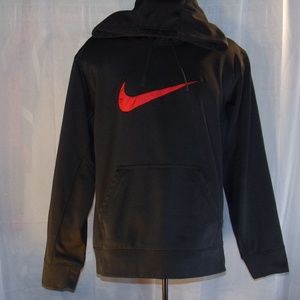 NIKE therma-fit pull over